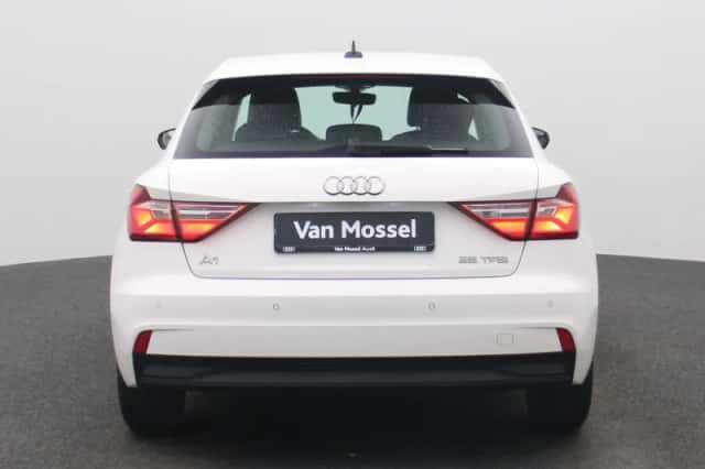 Audi A1 (2021) thumbnail 5