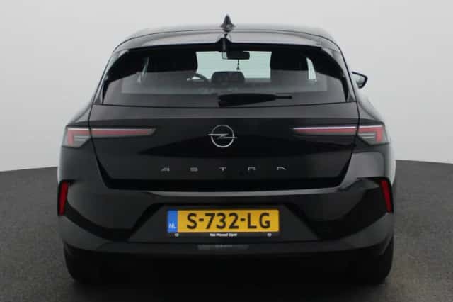 Opel Astra (2023) thumbnail 5