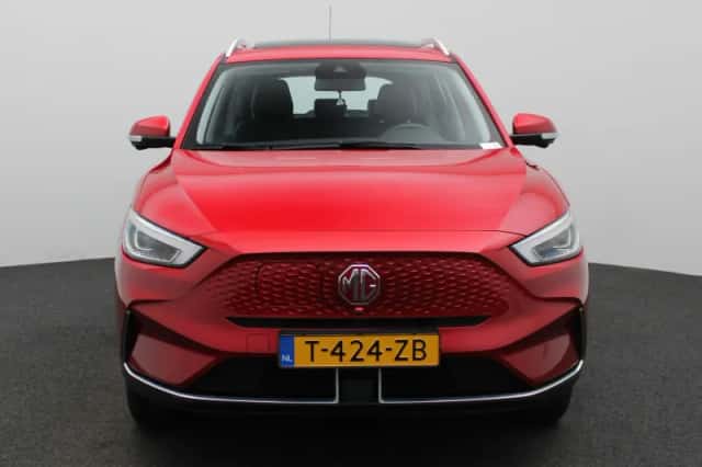 MG ZS EV (2023) thumbnail 3