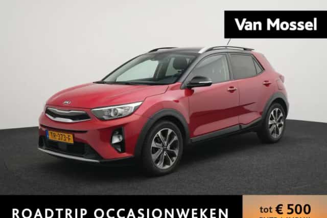 Kia Stonic (2018) thumbnail 1