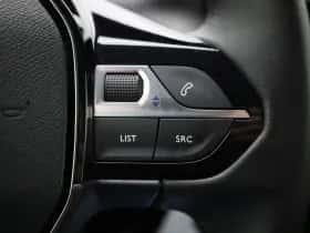 Peugeot 208 (2022) thumbnail 15