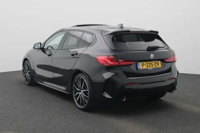 BMW 1-Serie (2022) thumbnail 2
