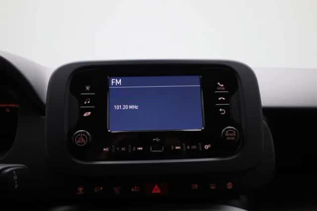 Fiat Panda (2022) thumbnail 16