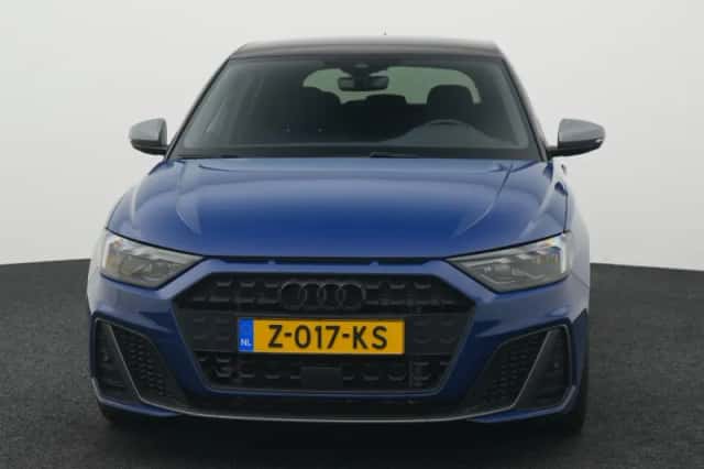 Audi A1 (2023) thumbnail 3