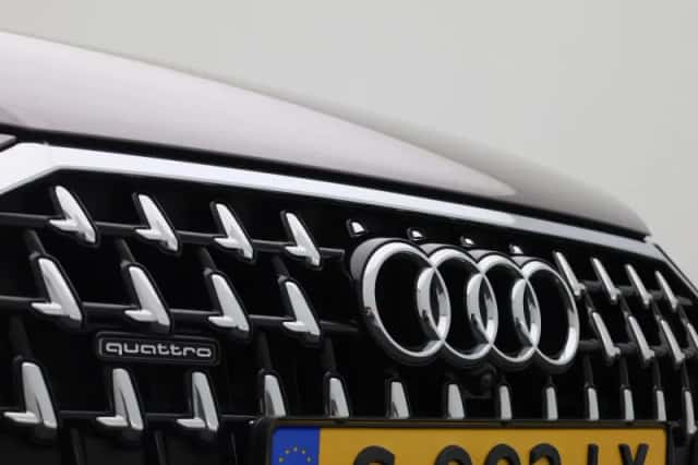 Audi A8 (2023) thumbnail 63