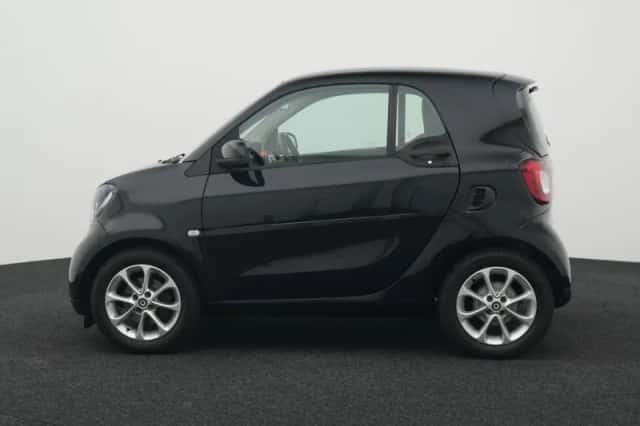Smart Fortwo (2015) thumbnail 4