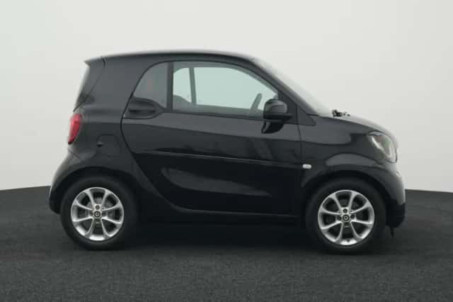 Smart Fortwo (2015) thumbnail 6
