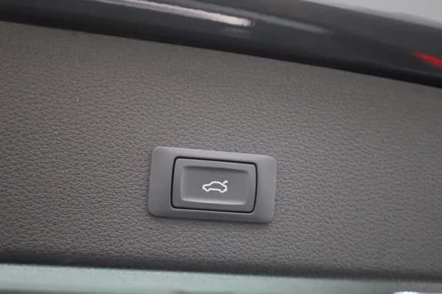Audi e-tron (2021) thumbnail 15