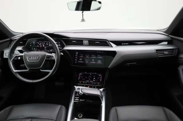 Audi e-tron (2021) thumbnail 41