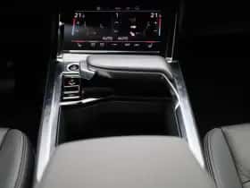 Audi e-tron (2021) thumbnail 10
