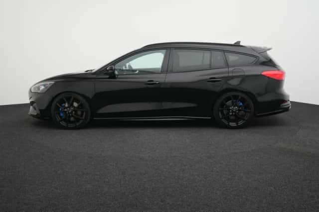 Ford Focus (2020) thumbnail 4
