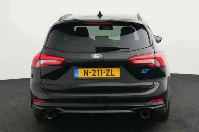 Ford Focus (2020) thumbnail 5