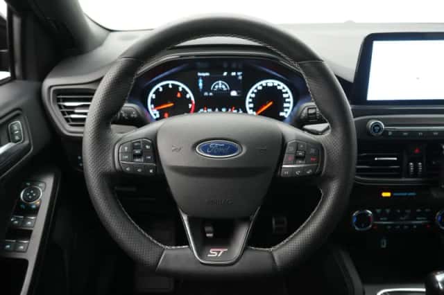 Ford Focus (2020) thumbnail 8