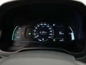 Hyundai Ioniq (2017) thumbnail 11