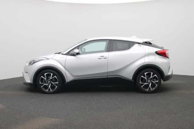 Toyota C-HR (2019) thumbnail 4
