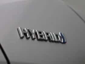 Toyota C-HR (2019) thumbnail 34