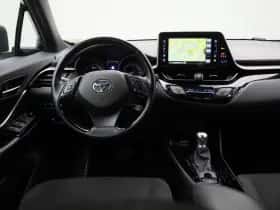 Toyota C-HR (2019) thumbnail 7