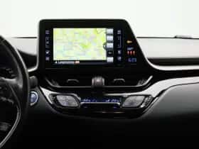 Toyota C-HR (2019) thumbnail 9