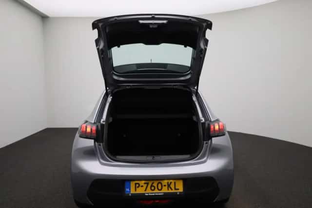 Peugeot 208 (2022) thumbnail 11