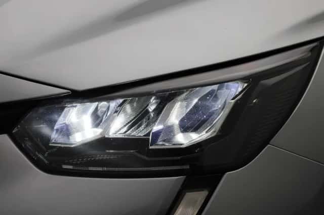 Peugeot 208 (2022) thumbnail 13