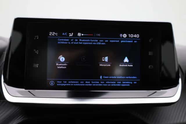 Peugeot 208 (2022) thumbnail 16