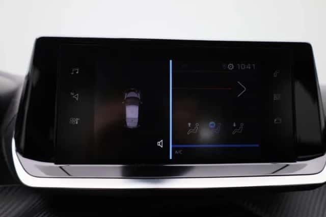 Peugeot 208 (2022) thumbnail 24