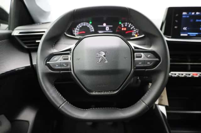Peugeot 208 (2022) thumbnail 7