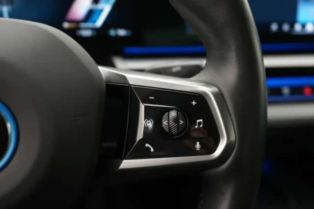 BMW i5 (2024) thumbnail 28