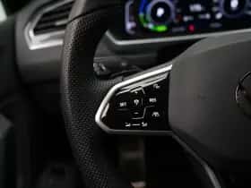 Volkswagen Tiguan (2022) thumbnail 25