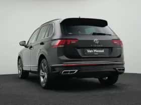 Volkswagen Tiguan (2022) thumbnail 4