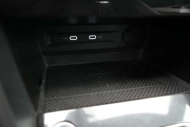 Volkswagen Tiguan (2022) thumbnail 34