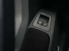 Volkswagen Tiguan (2022) thumbnail 37