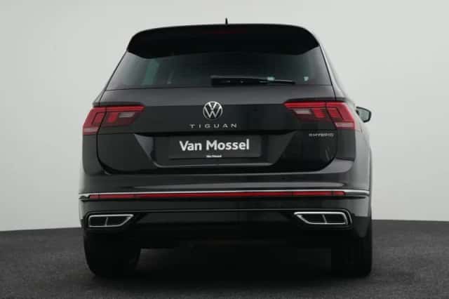Volkswagen Tiguan (2022) thumbnail 5