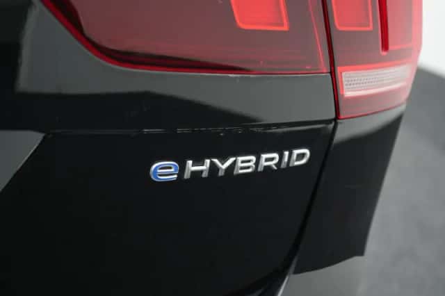 Volkswagen Tiguan (2022) thumbnail 43