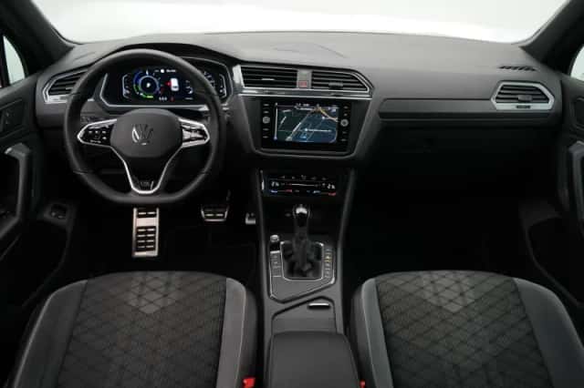 Volkswagen Tiguan (2022) thumbnail 7
