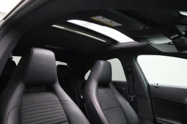 Mercedes-Benz CLA-Klasse (2019) thumbnail 42