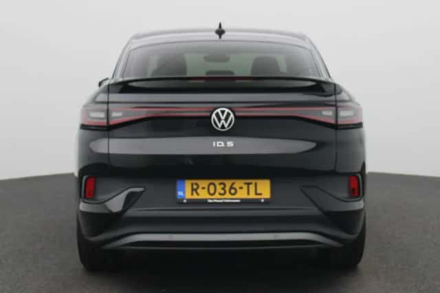 Volkswagen ID.5 (2022) thumbnail 5