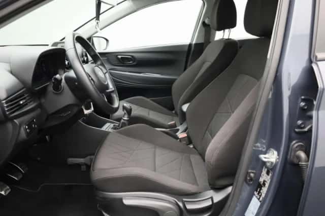 Hyundai Bayon (2022) thumbnail 8