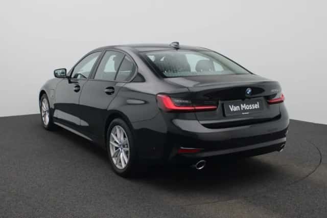 BMW 3-Serie (2022) thumbnail 2