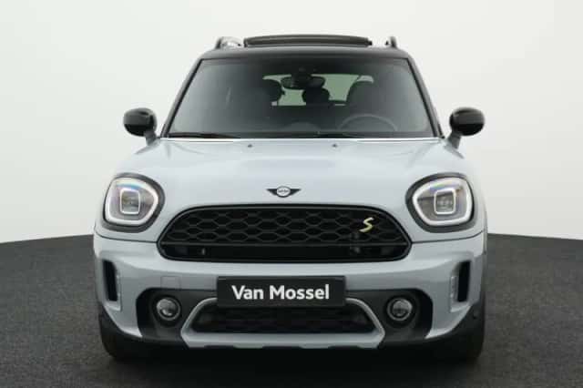 MINI Countryman (2023) thumbnail 3