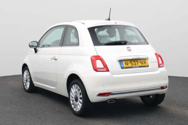 Fiat 500 (2021) thumbnail 2