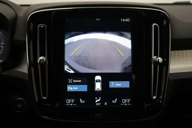 Volvo XC40 (2023) thumbnail 12
