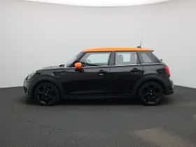 MINI Cooper (2022) thumbnail 4