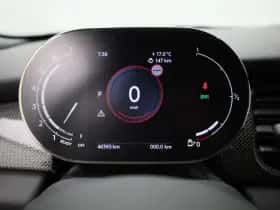 MINI Cooper (2022) thumbnail 8