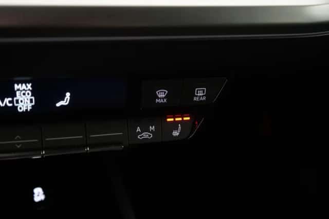 Audi Q4 e-tron (2022) thumbnail 22