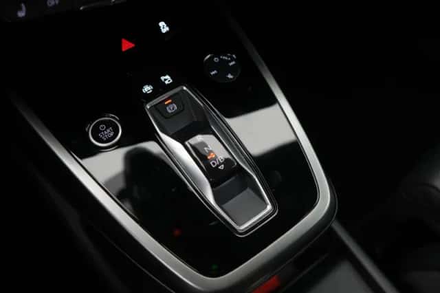 Audi Q4 e-tron (2022) thumbnail 23