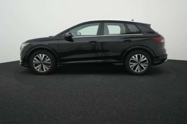 Audi Q4 e-tron (2022) thumbnail 4