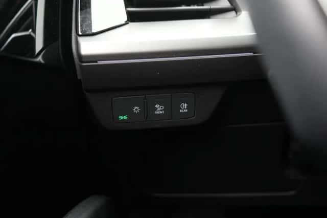 Audi Q4 e-tron (2022) thumbnail 33