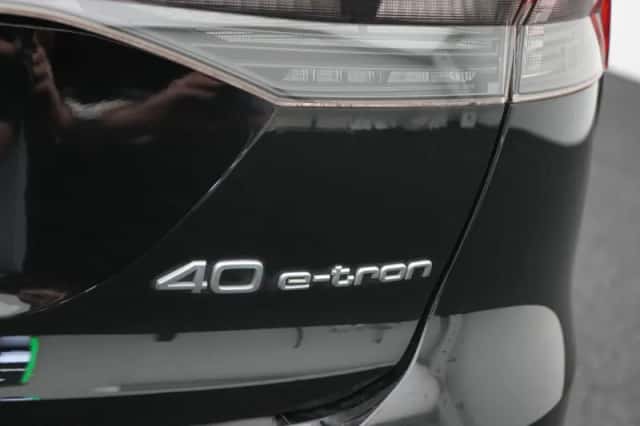 Audi Q4 e-tron (2022) thumbnail 41