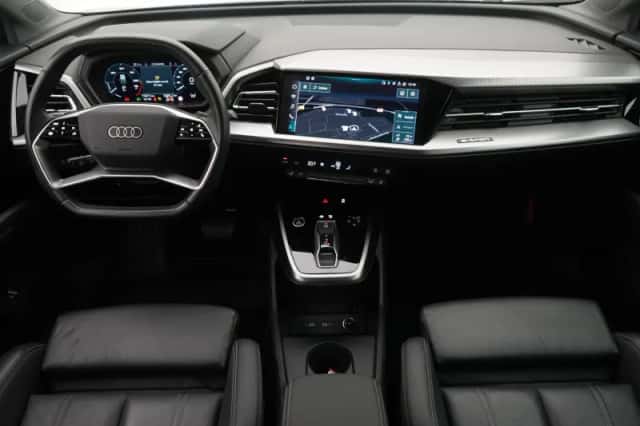 Audi Q4 e-tron (2022) thumbnail 7